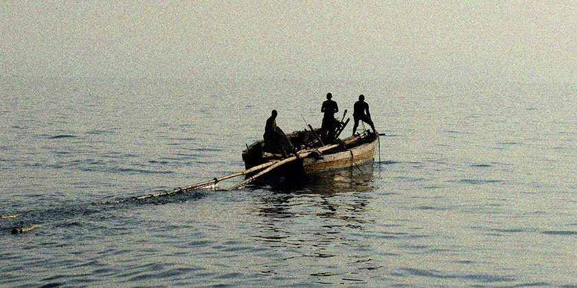 Fishermen at Lake Tanganyika heading out into the open waters in the evening for casting their nets (B. Ehrenfels). Fishermen at Lake Tanganyika heading out into the open waters in the evening for casting their nets (B. Ehrenfels).