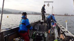 Sampling sediment cores on Greifensee near Zurich (photo: Aurea Chiaia, Eawag). Sampling sediment cores on Greifensee near Zurich (photo: Aurea Chiaia, Eawag).