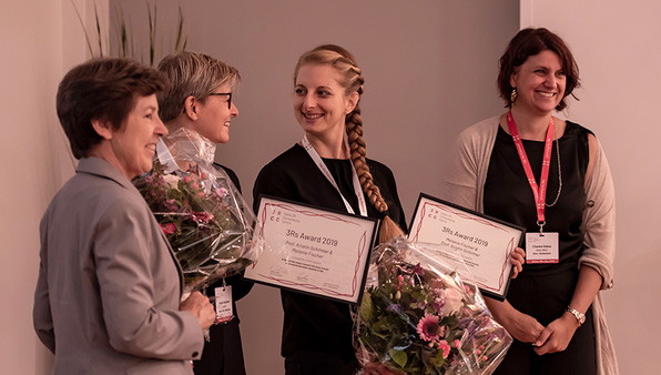 Kristin Schirmer (deuxième à partir de la gauche) et Melanie Fischer (deuxième à partir de la droite). (Photo: Swiss 3R Competence Centre) Kristin Schirmer (deuxième à partir de la gauche) et Melanie Fischer (deuxième à partir de la droite). (Photo: Swiss 3R Competence Centre)