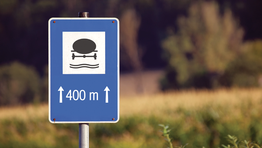 In den Grundwasserschutzzonen sind bestimmte Nutzungen verboten oder eingeschränkt. (Foto: Adobe Stock/ Peter Penicka, Eawag)