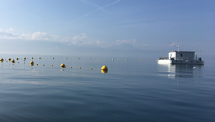 On the LéXPLORE research station in Lake Geneva water parameters are measured around the clock. (Photo: Cary Troy) On the LéXPLORE research station in Lake Geneva water parameters are measured around the clock. (Photo: Cary Troy)