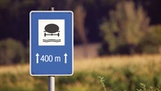 In den Grundwasserschutzzonen sind bestimmte Nutzungen verboten oder eingeschränkt. (Foto: Adobe Stock/ Peter Penicka, Eawag)