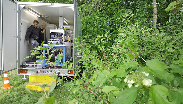 A glimpse inside the measurement trailer (Photo: Eawag)