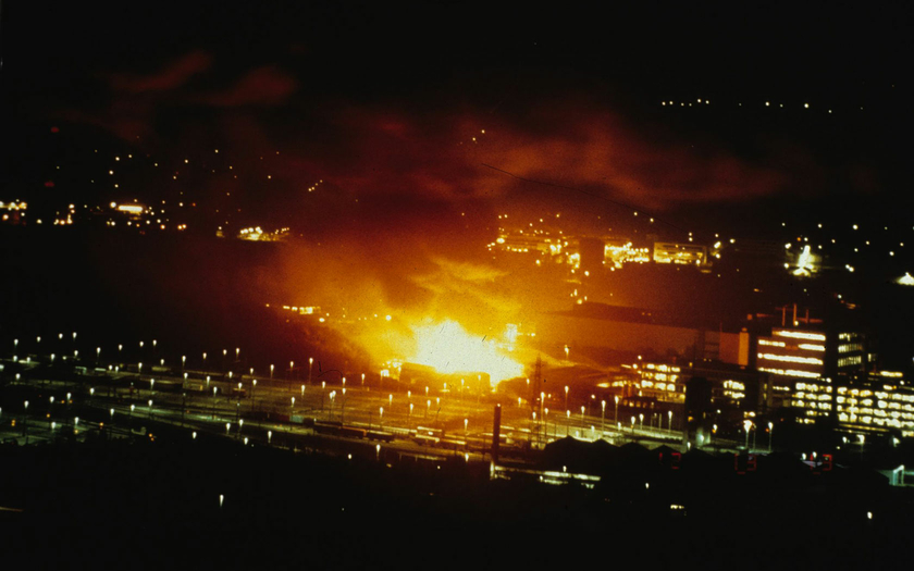 So tragisch es war: Der Brand bei Sandoz 1986 hat die Spurenstoffanalytik vorangebracht; Walter Giger war in der Taskforce dabei. (Archiv Eawag)