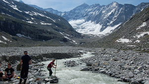 Sampling invertebrates (Photo: University of Leeds, Lee Brown)