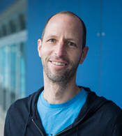 Environmental engineer Christoph Ort (46) is the leader of the “Pollutants in Sewers” group in the Urban Water Management department at Eawag.