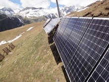 Wo lassen sich sinnvollerweise Wind- oder Photovoltaikanlagen installieren oder bereits bestehende Strukturen wie Lawinenverbauungen nutzen? (Foto: Carmen Graf, WSL,©)