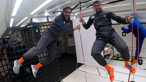 Jimenez and his colleague Benedict Borer during a moment of zero gravity. (Image: Eawag)