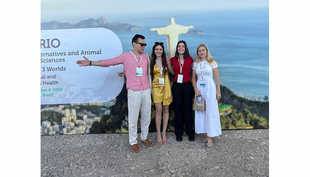 Das Utox-Team auf dem Weltkongress für Alternativen in Rio de Janeiro (Foto privates Archiv)