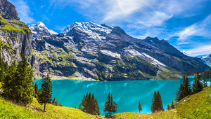 Le lac d’Oeschinen près de Kandersteg dans l’Oberland bernois (photo: istock)