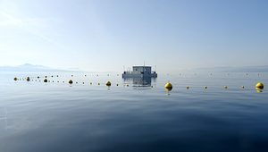 La plateforme "LéXPLORE" sur le lac Léman (Image : Natacha Pasche)