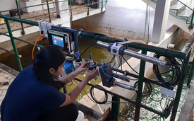 To improve the quality of the recycled water the researchers recommend automating the chlorination using online sensors like these fixed to the railing of the storage tank for treated water used for toilet flushing. (Photo: Eawag, Eva Reynaert)