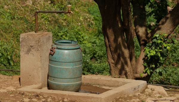 La chloration de l’eau du robinet est un moyen accepté dans le monde entier pour réduire les infections. (Photo: Michael Vogel, Eawag)