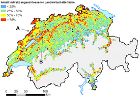 Pourcentages des surfaces agricoles connectées par des courts-circuits hydrauliques (=indirectement) par rapport à la surface agricole totale connectée par bassin versant dans le Plateau central et le Jura. Aucune modélisation n’a été réalisée pour les zones de montagne (en gris). (Carte de fond : reproduite avec l’autorisation de swisstopo / JA100119)