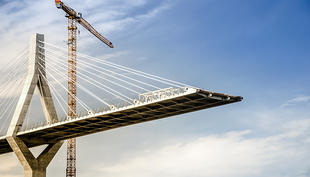 Symbolbild - Poyabbrücke im Bau, Freiburg, Schweiz (Foto: Markus Thoenen, iStock)