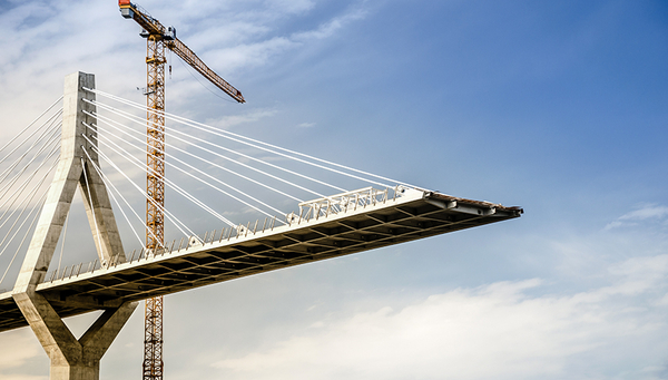 Image symbolique - Pont Poyab en construction, Fribourg, Suisse (Photo : Markus Thoenen, iStock)