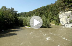 Zeitraffervideo der Flut von der Brücke bei Hauterive (Quelle: ZHAW)