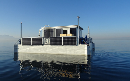 La plateforme "LéXPLORE" sur le lac Léman (Image : Natacha Pasche)