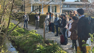 Exkursion während des Ateliers zu Stadtentwicklung und Biodiversität mit Fachpersonen aus Kantonen und Gemeinden (Foto: Tural Aliyev).