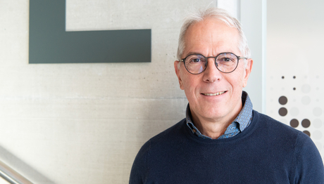 For 30 years, Prof. Dr Rik Eggen has been committed to Eawag, its employees and water research, first as a researcher, then as head of department, later as a member of the Directorate and from 2007 to the beginning of 2023 as Deputy Director (Photo: Peter Penicka).