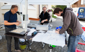 Specimens are measured, weighed, photographed and described as part of “Projet Lac” – the first systematic inventory of fish populations in Swiss lakes.