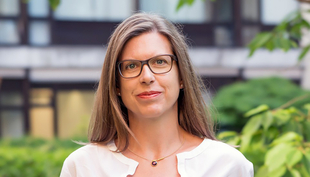 Environmental chemist Prof. Kathrin Fenner (Photo: University of Zurich)